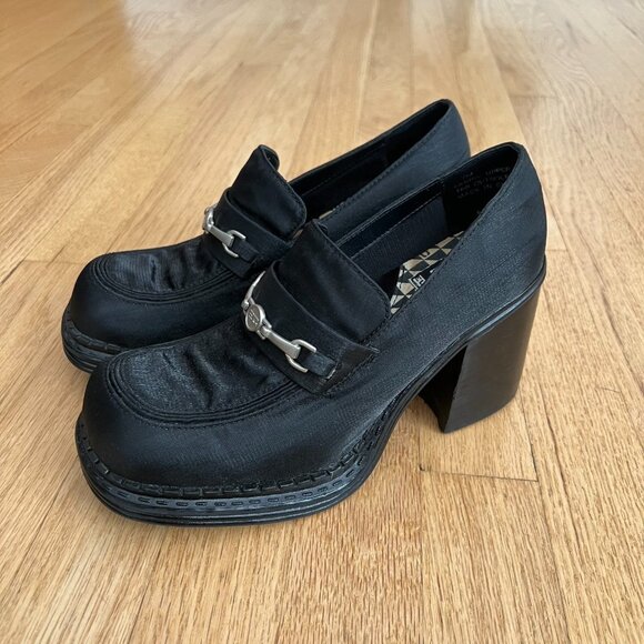 Vintage Y2K Grunge EuroClub Black Chunky Heeled Loafers Women's Size 7 - Picture 1 of 12